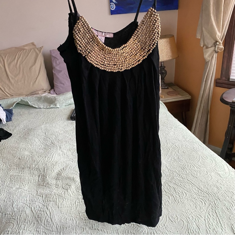 Black Long Tank Top Wood Beaded Neckline Size Medium Spaghetti Strap Tank Tunic - Picture 7 of 7